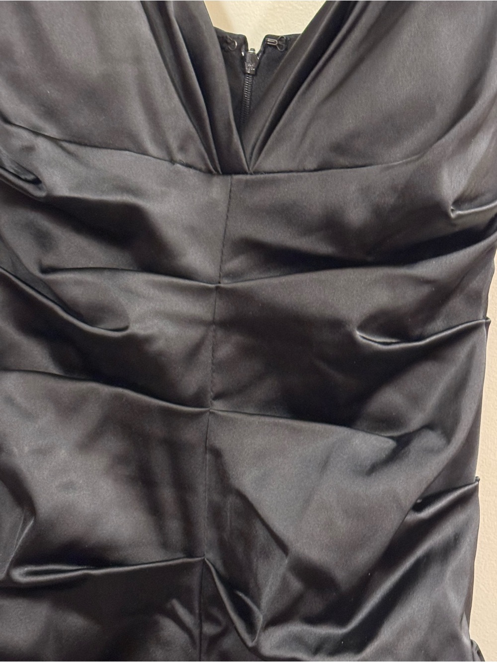 XSCAPE Little Black cocktail dress // 2 - Picture 2 of 4